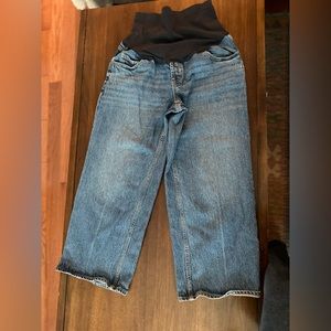 Maternity jeans. Wide leg.